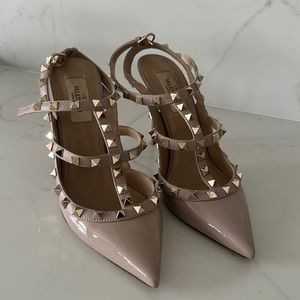 Valentino shoes. Size 8/38